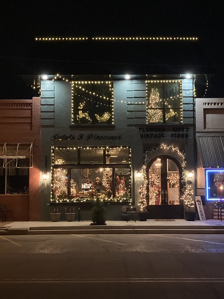 Downtown Minco, OK Petals & Pinecones Gavin Flickr