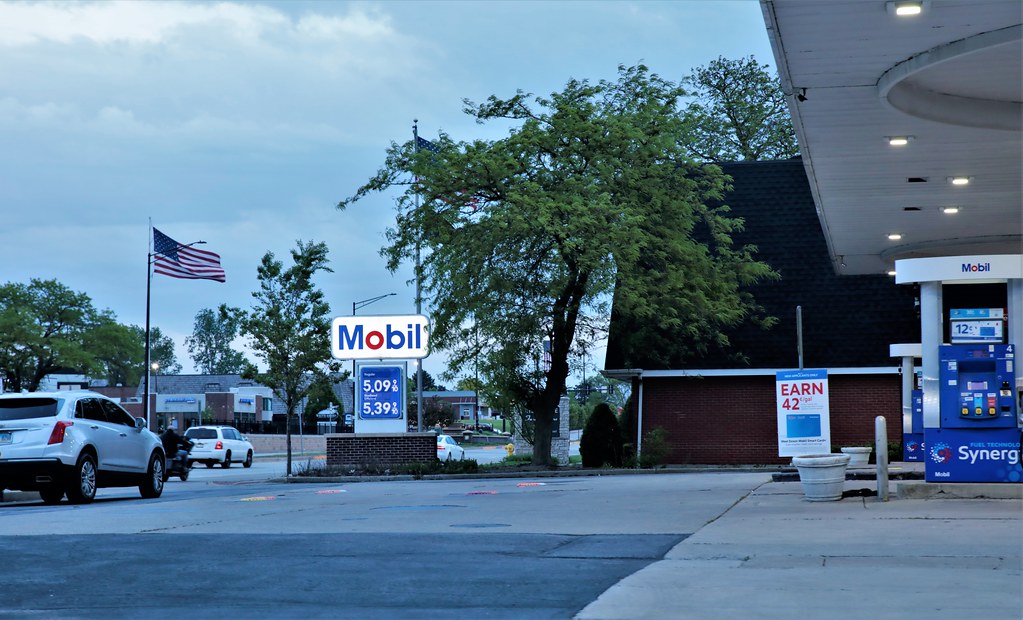 Gas Prices Orland Park Birdie Girl Flickr