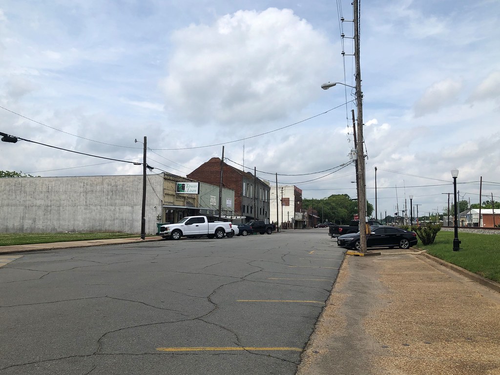 Rayville, Louisiana, S Benedette Street Austin Dodge Flickr