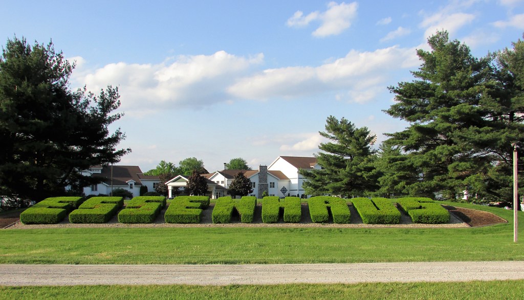 Essenhaus Essenhaus Inn, Middlebury, Indiana creed_400 Flickr