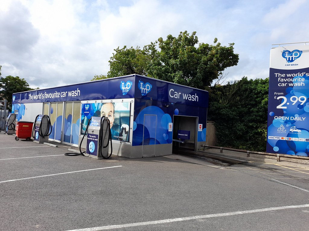 NEW IMO car wash, Broadstairs The IMO conveyor wash at the… Flickr