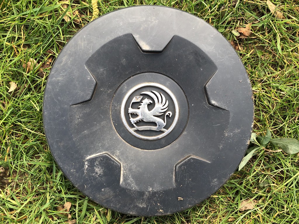 Vauxhall Vivaro Centre Cap Its in excellent condition i ca… Flickr