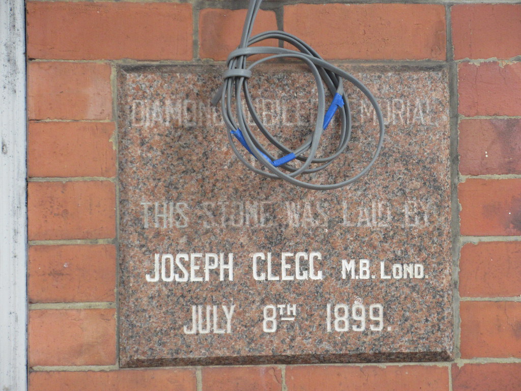 Placque on exCottage Hospital, Greenfield Avenue, Urmston… Flickr