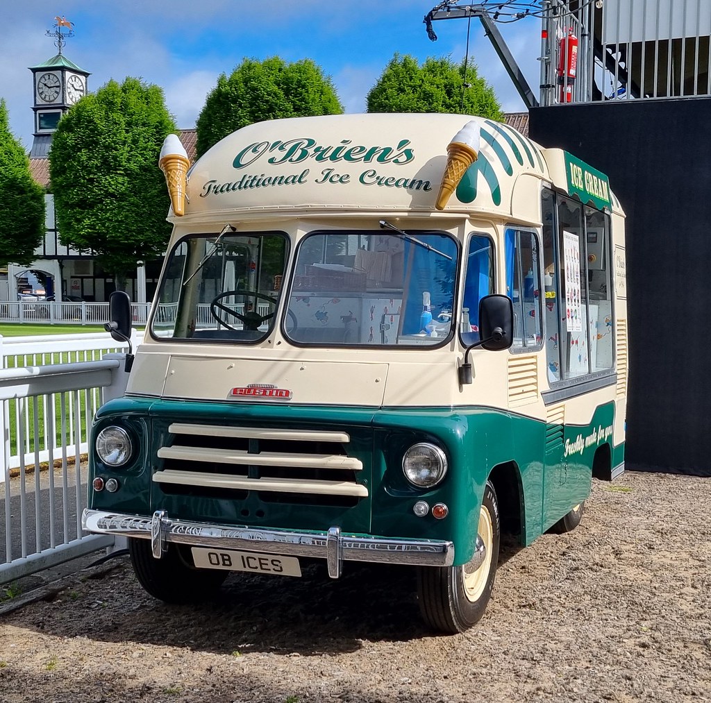 Austin Ice Cream Van at RDS 1950's Austin Ice Cream Van at… Flickr