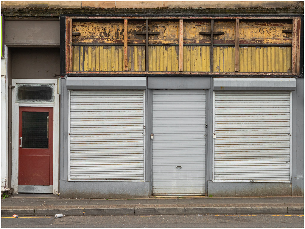 Abandoned Shop, Maryhill, Glasgow Gordon Farquhar Flickr