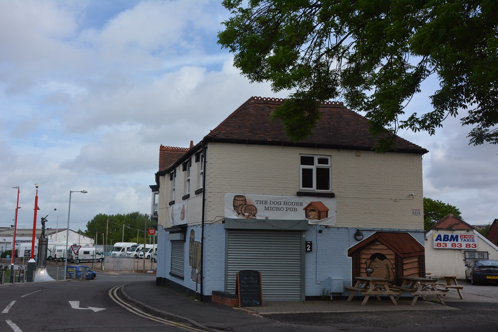 The Dog House, Foster Street, Stourbridge A modern micropu… Dick
