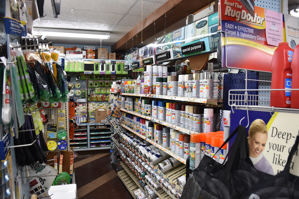 Martins Hardware New Oxford, Pennsylvania May 17, 2022… Flickr