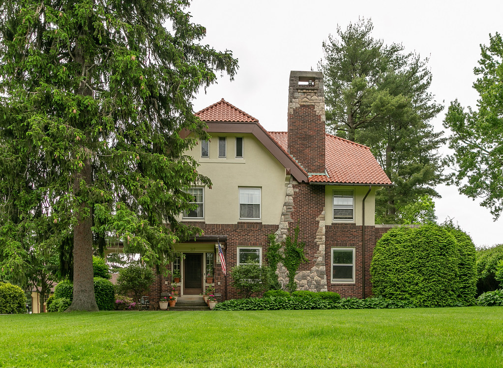 House — Tiffin, Ohio Christopher Riley Flickr