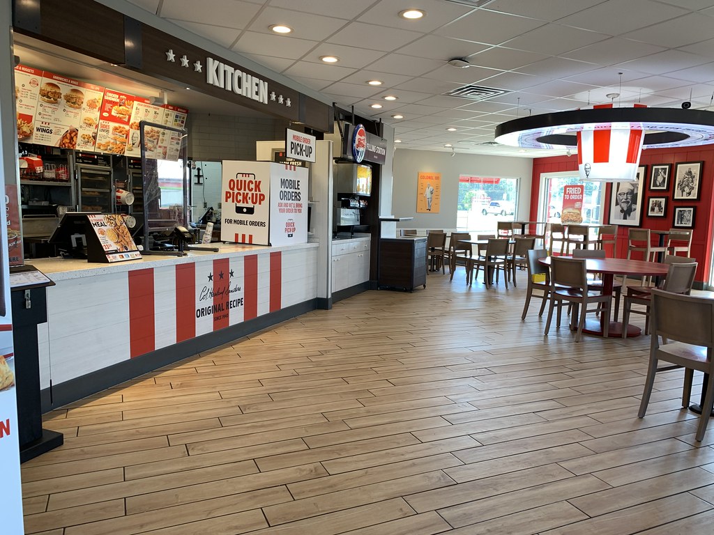KFC interior KFC (2,555 square feet) 5010 West Mercury Bou… Flickr