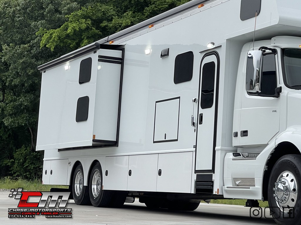 2022renegade45cbf45tripleslidemotorhomewbunks500hp… Flickr