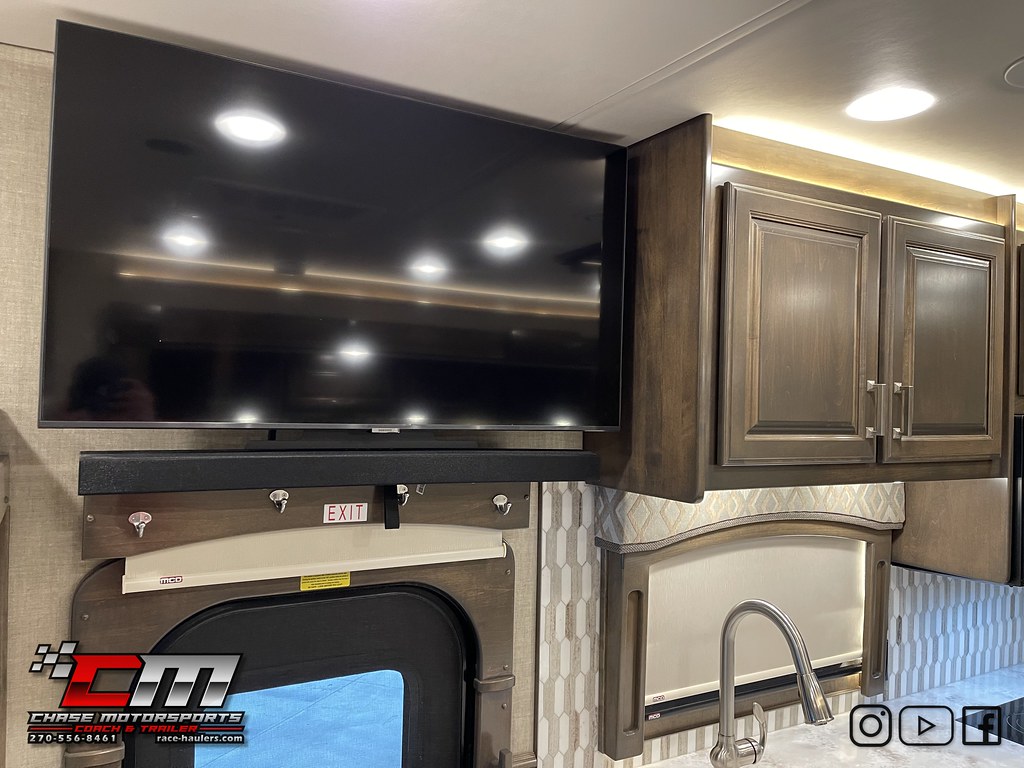 2022renegade45cbf45tripleslidemotorhomewbunks500hp… Flickr