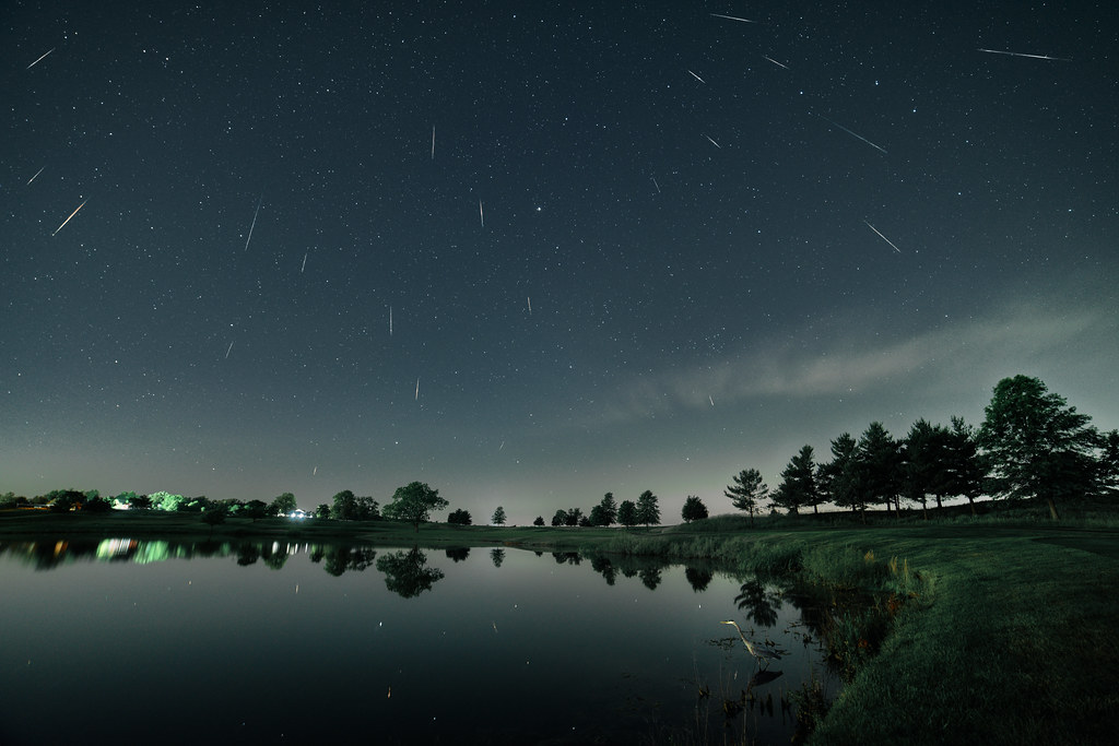Tau Herculids Meteor Shower Composite The very first Tau H… Flickr