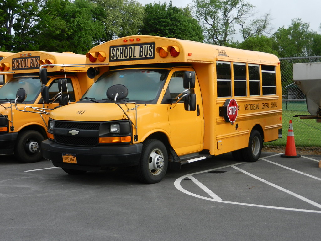 Westmoreland Central School 143 Bus lot Westmoreland, NY… Flickr