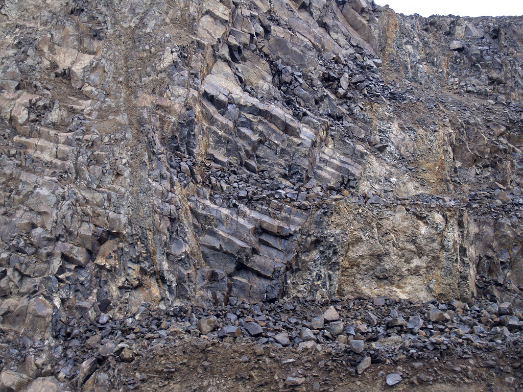 Columnarjointed basalt (Lower Eocene, 5056 Ma; Brown's Hill Quarry, near North Pole, Alaska