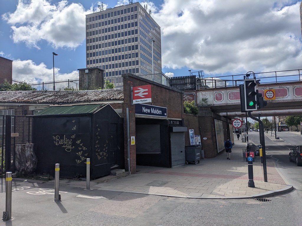 New Malden Station Entrance Kite Flickr