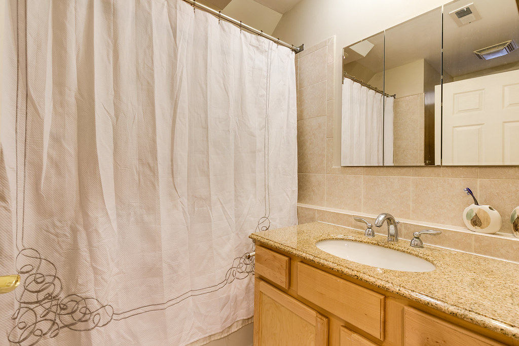 6047 Renwick Dr71 Mindie Ballard Flickr