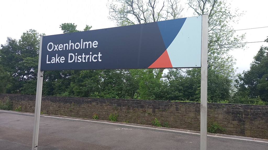 OXENHOLME LAKE DISTRICT STATION Ben 2000 Flickr