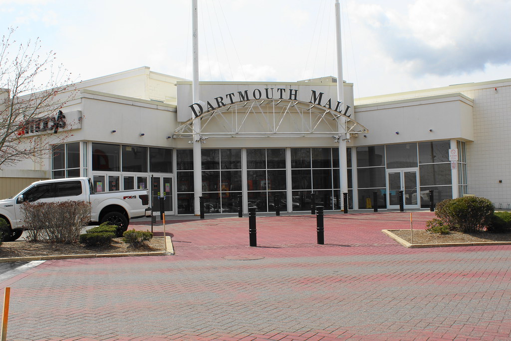 Dartmouth Mall (Dartmouth, Massachusetts) JJBers Flickr
