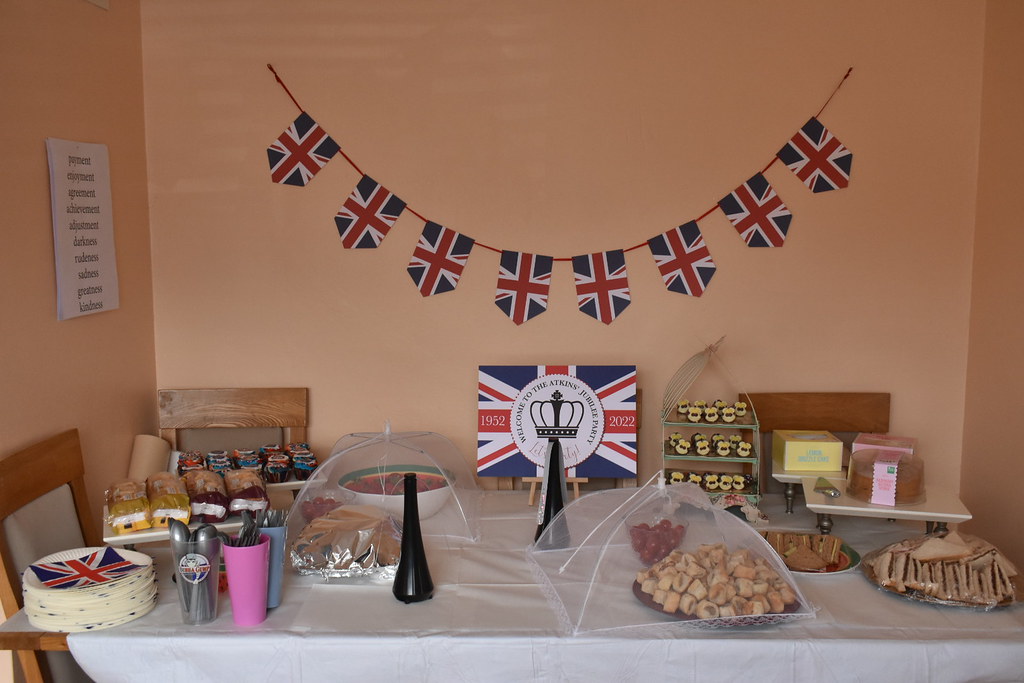 Queens Platinum Jubilee Garden Party. Mark Chapman Flickr