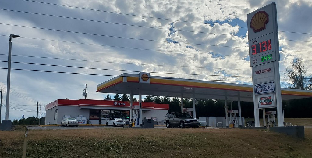 LaGrange 5 LaGrange, GA For today's Sing Oil Saturday, … Flickr