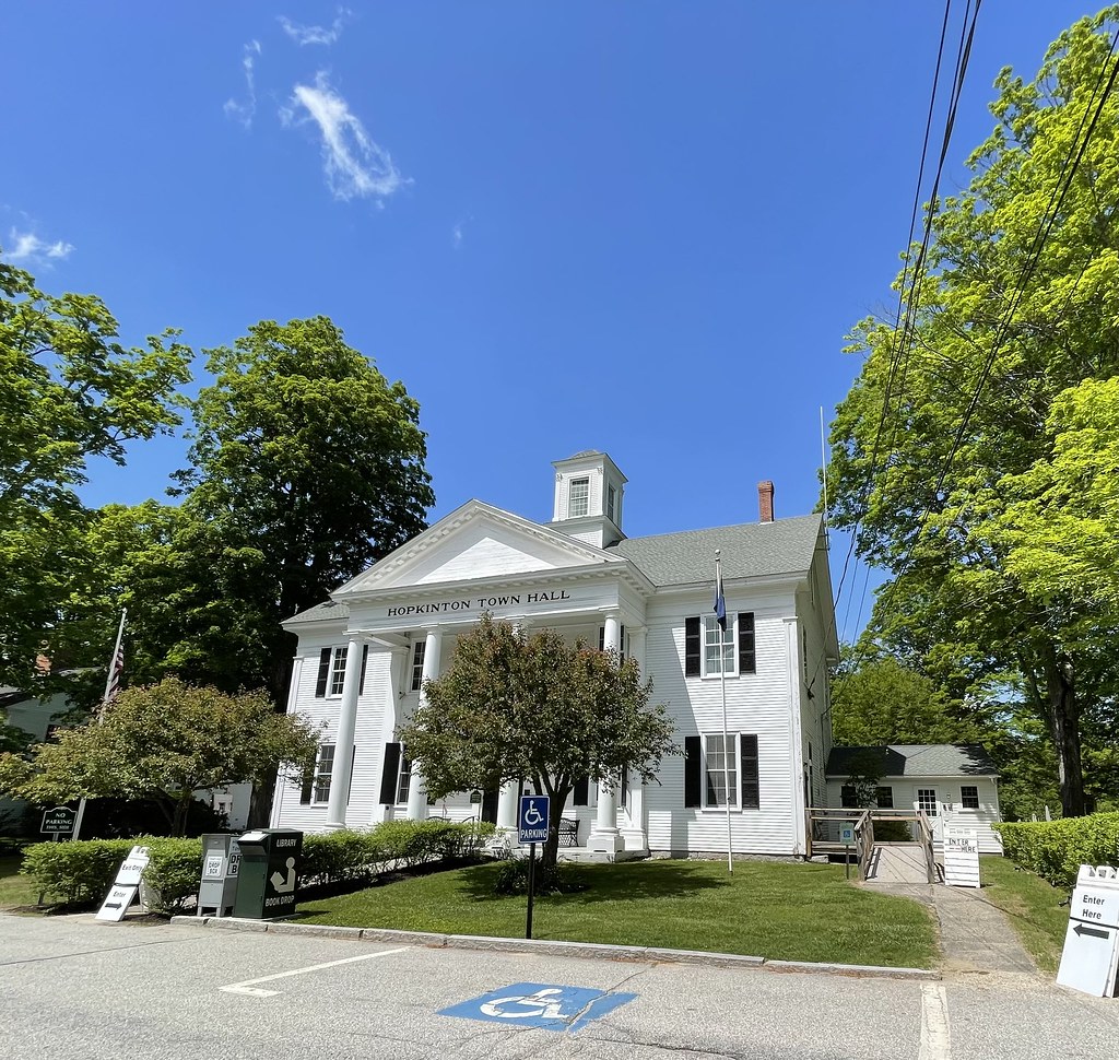 Town Hall. Hopkinton, New Hampshire. devtmefl Flickr