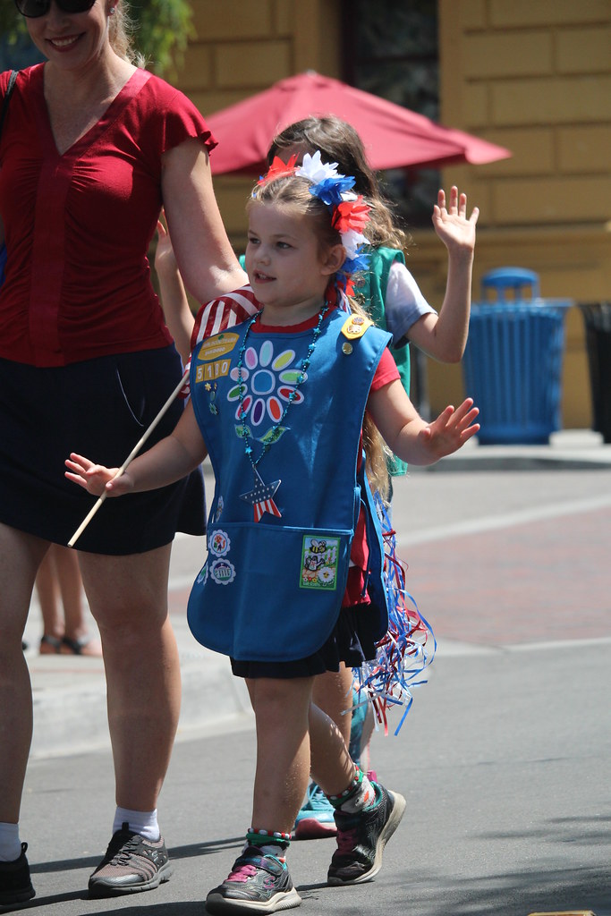 La Mesa Flag Day parade 2022 Jessica b Flickr