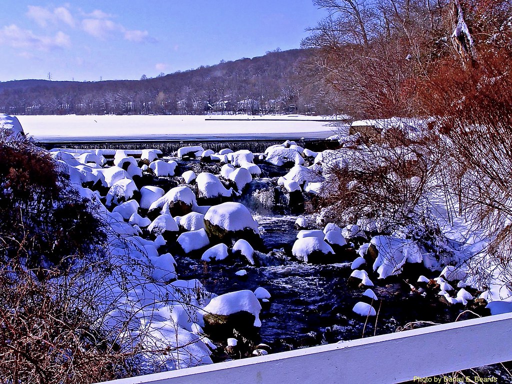 The Old Shongum Lake Dam Shongum Lake Dam is an earth dam … Flickr