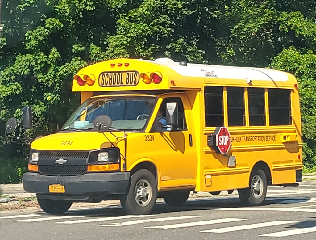 Suffolk Transportation Service, Inc. 3834 2012 Thomas Mino… Flickr