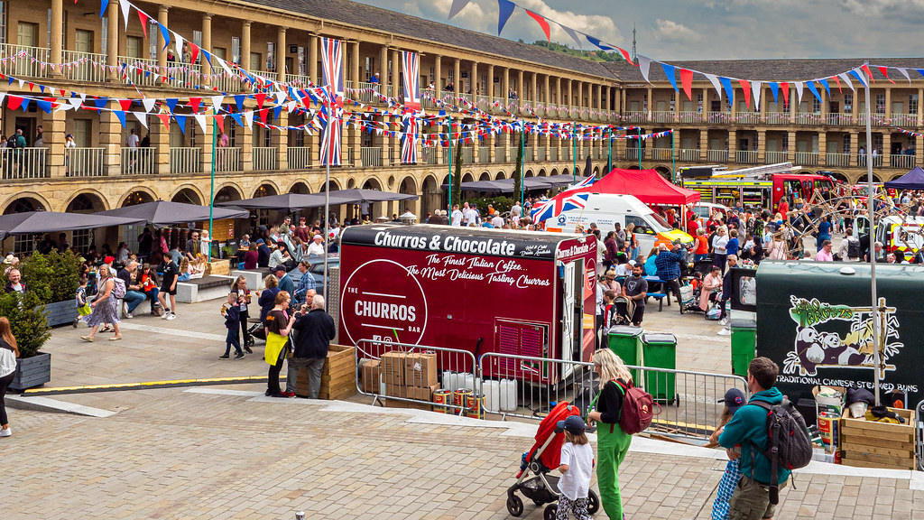 The Piece Hall Halifax On A Jubilee Bank Holiday OLYMPUS D… Flickr