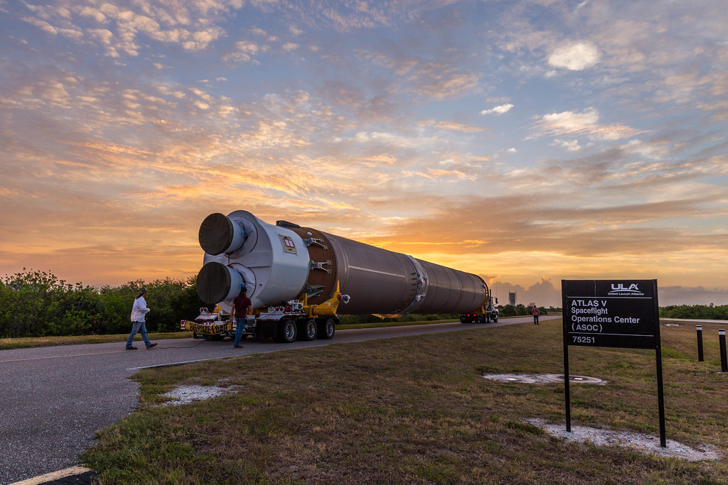 Launch Vehicle on Stand Atlas V USSF12 a photo on Flickriver