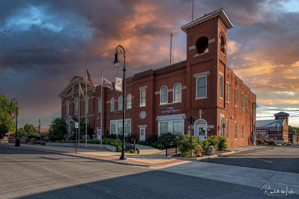 City Hall and Fire Station, Collinsville, Illinois a photo on Flickriver
