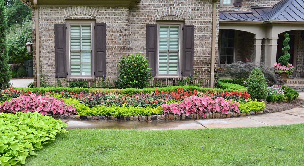 Landscaping Warner Robins GA Trey's Lawn Service specializ… Flickr