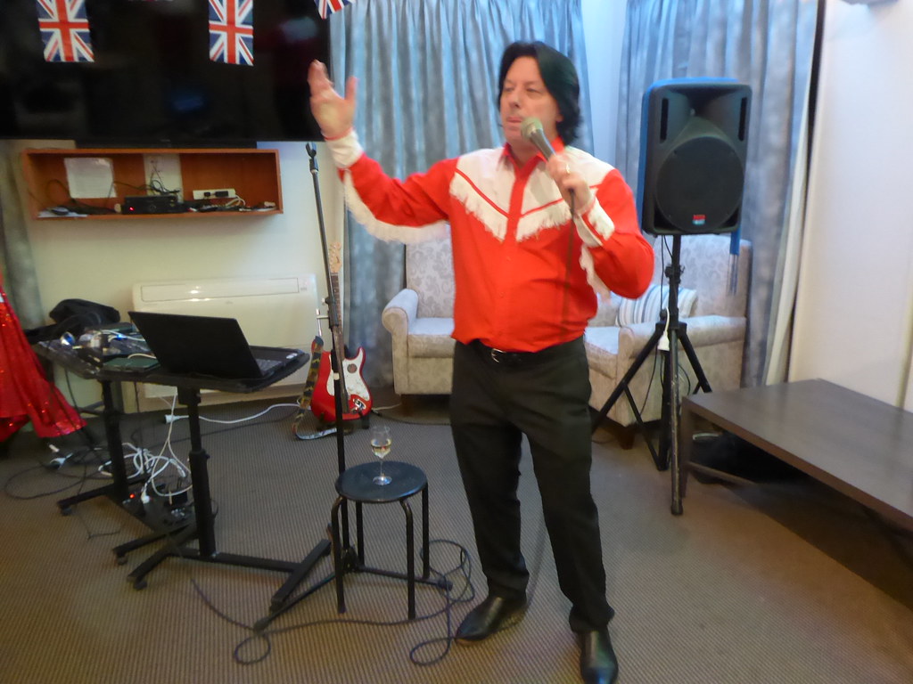 P1020763 Copy Ian HullBrown Flickr