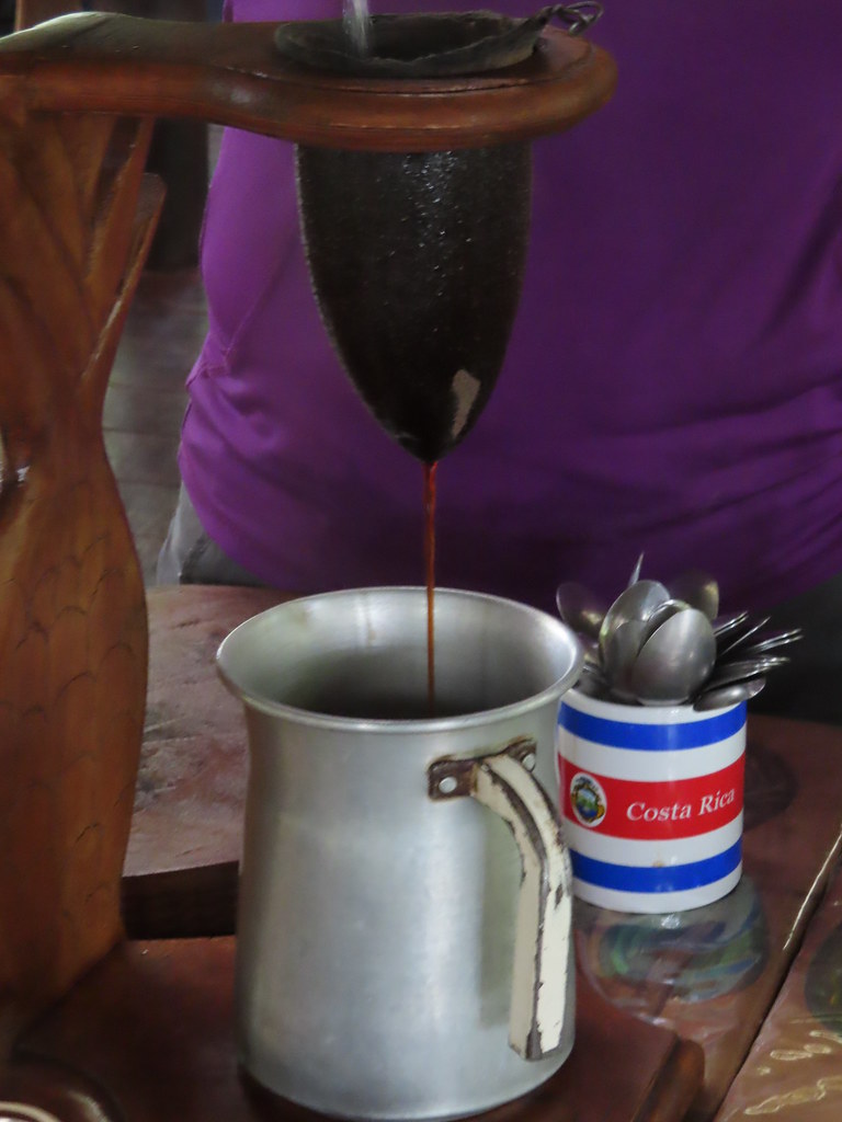 Brewing Costa Rican coffee the traditional way Brewing Cos… Flickr