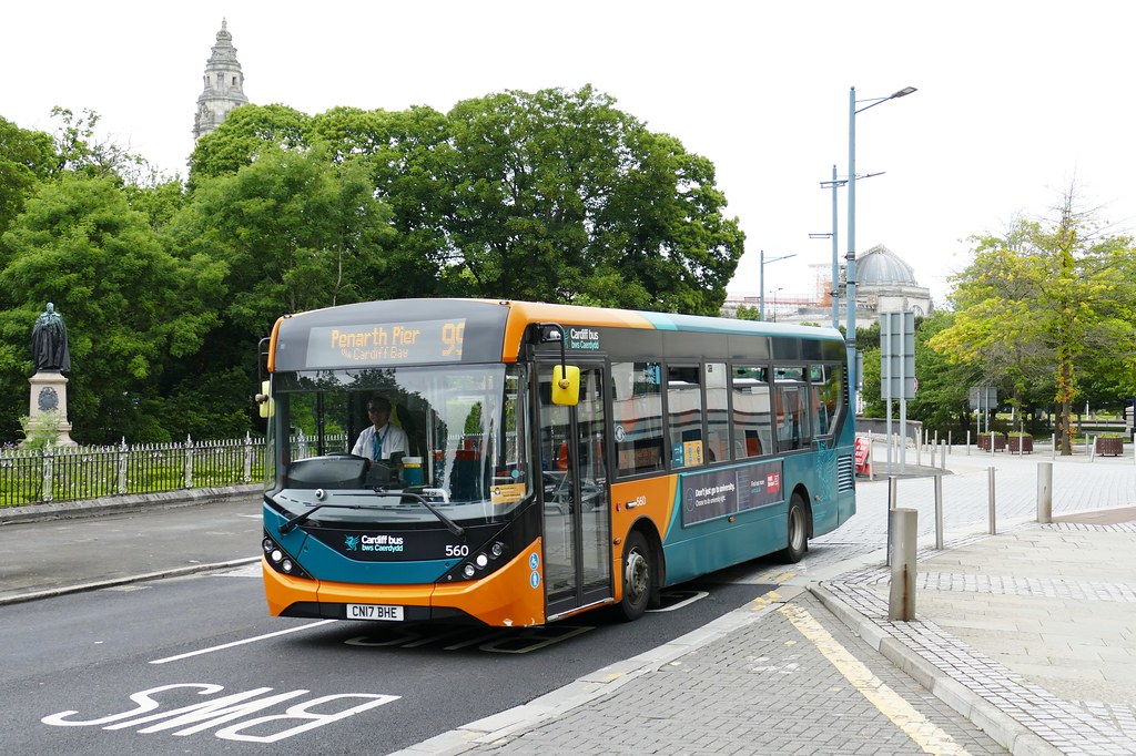 Cardiff Bus 560 CN17BHE ADL Enviro 200 MMC at Greyfriars S… Flickr
