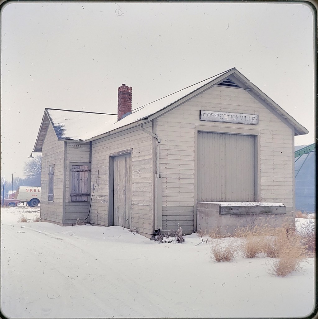 Dec 1973 Correctionville, Iowa Illinois Central depot in C… Flickr