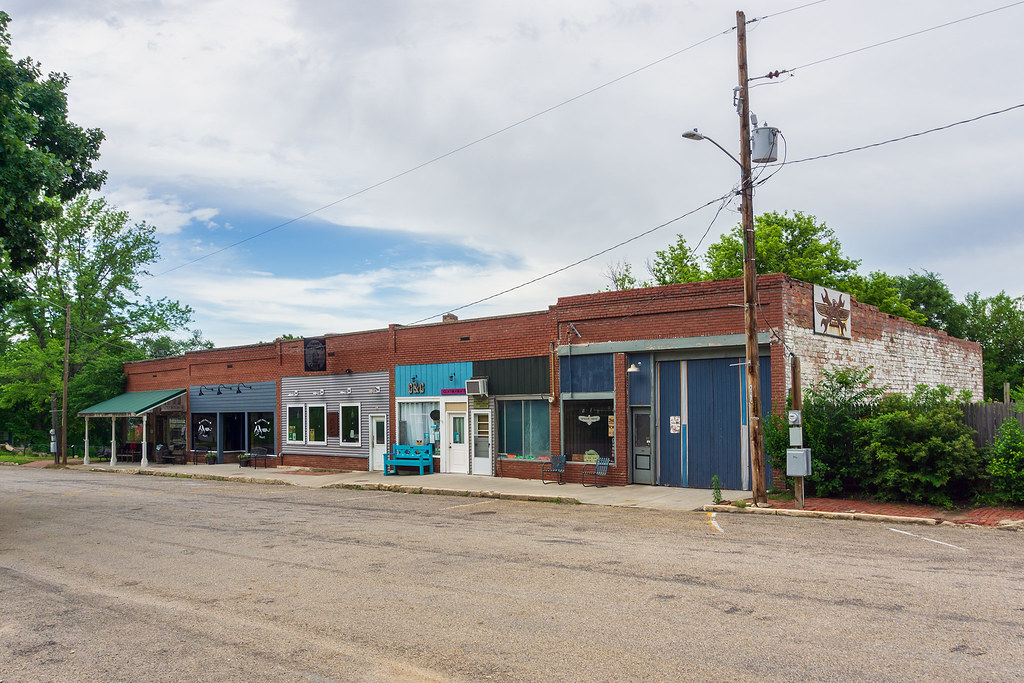 Elmore Street In downtown Kansas. Richard Melton Flickr