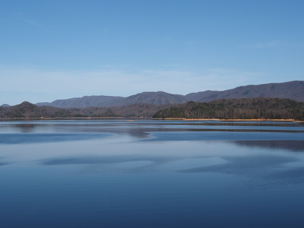 South Holston Lake, Bristol,TN D. Henard Flickr
