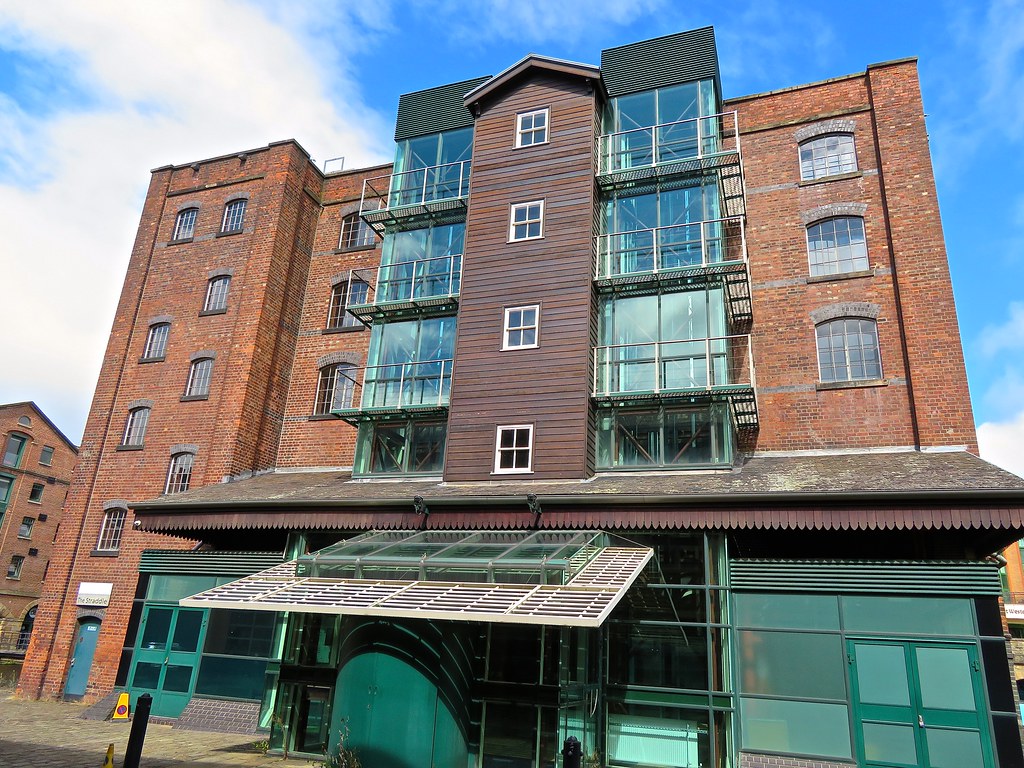 Sheffield Victoria Quays Canal Basin IMG_7099 Flickr