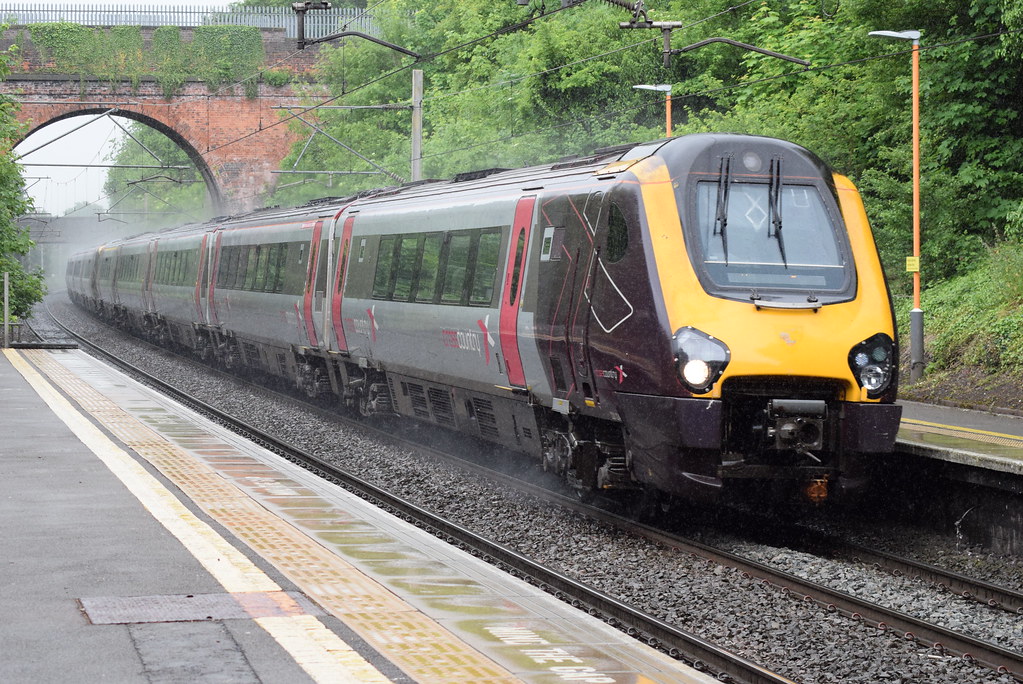 XC 221124 and 220023 Lea Hall railway station Cross Coun… Flickr