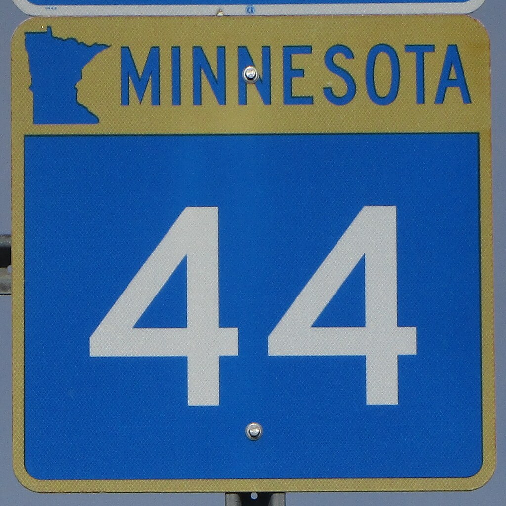340 MN44 Mabel, MN paulthemapguy Flickr