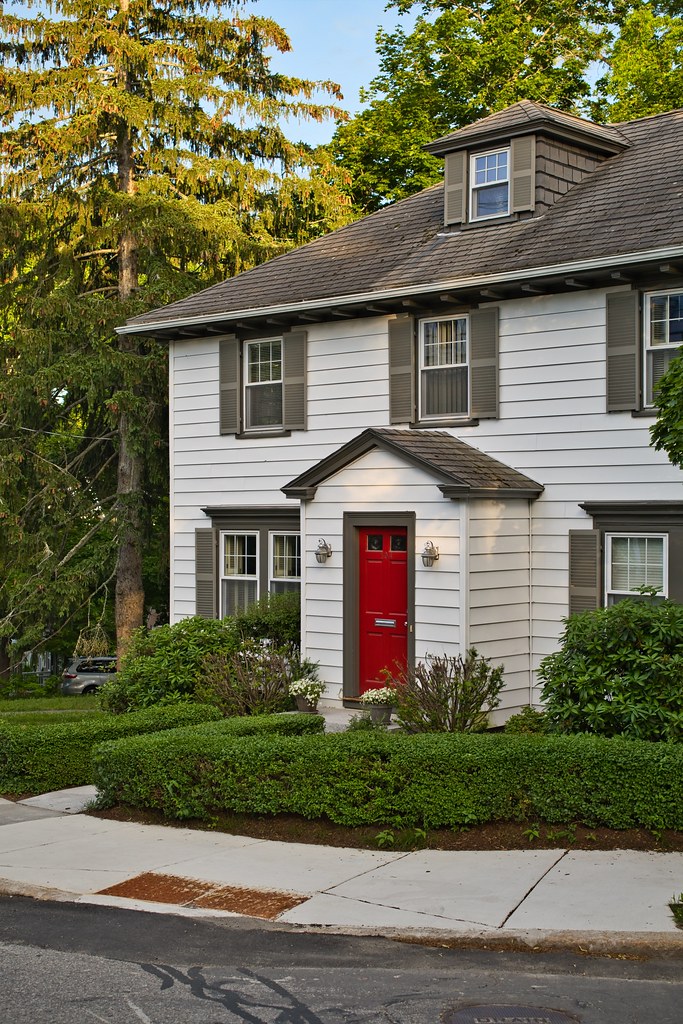 House on Summit Avenue In Brookline, MA Chris Rycroft Flickr