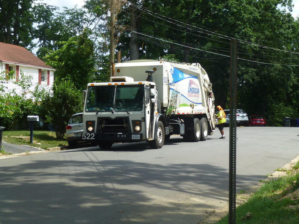 American Disposal Truck 522 Collecting Yard Waste. Thanks … Flickr