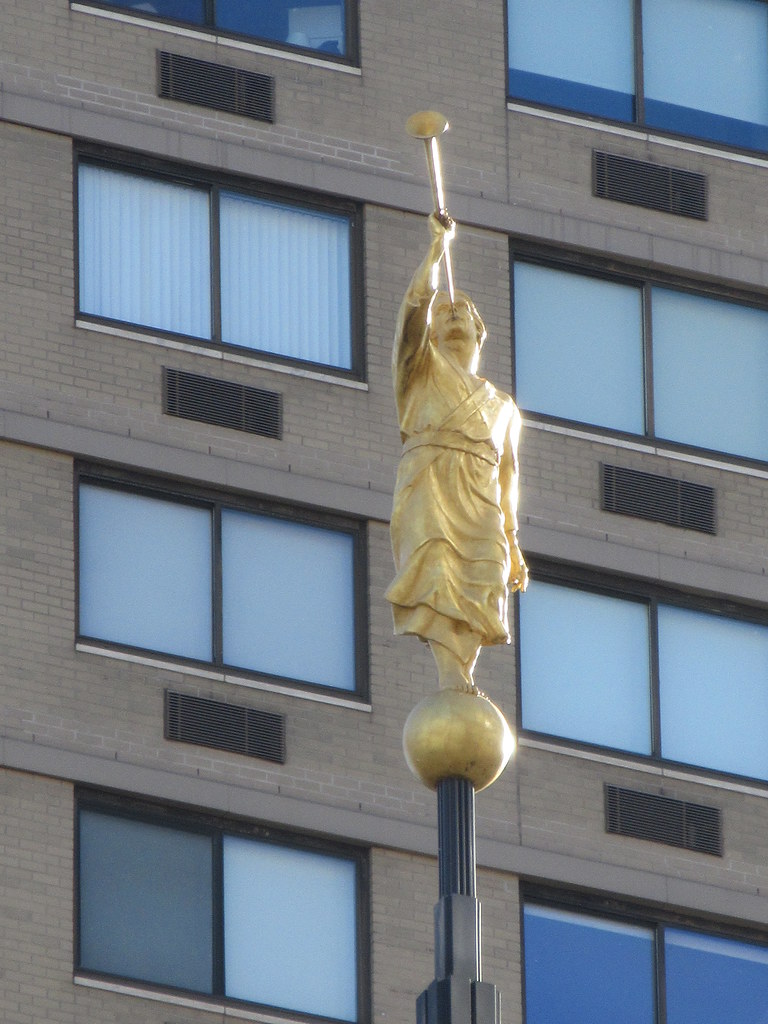 2022 Archangel Moroni Not Gabriel blowing horn 9977 Flickr