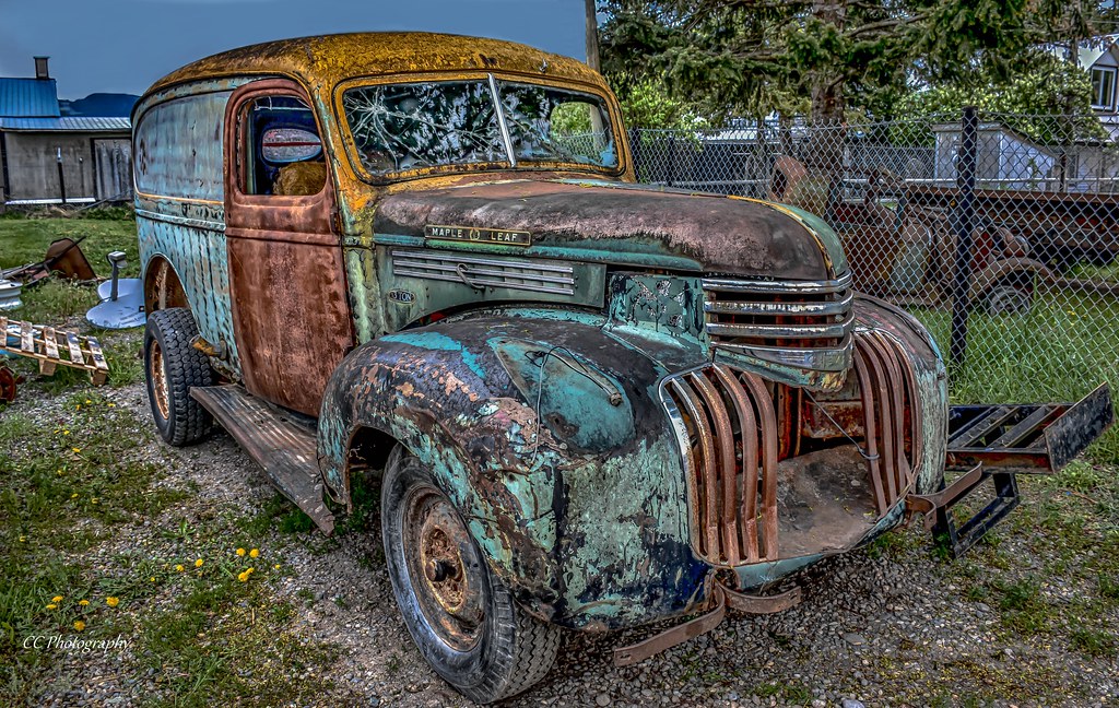 1940's CHEVROLET MAPLE LEAF TRUCK 3 TON The original Can… Flickr