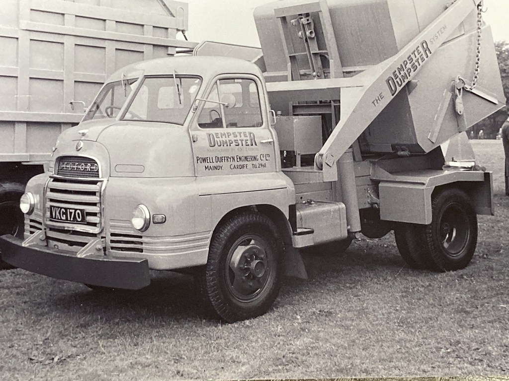 Show find Bedford S type Dempster ,this would have been a … Flickr