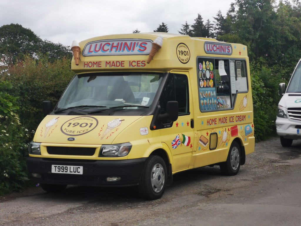 IMG_120736 Luchini's Ice cream, Keswick T999 LUC 2006 Ford… Flickr