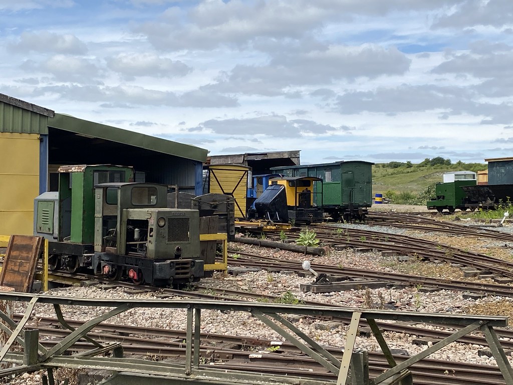 Leighton Buzzard Diesels A number of Ruston and Simplex di… Flickr