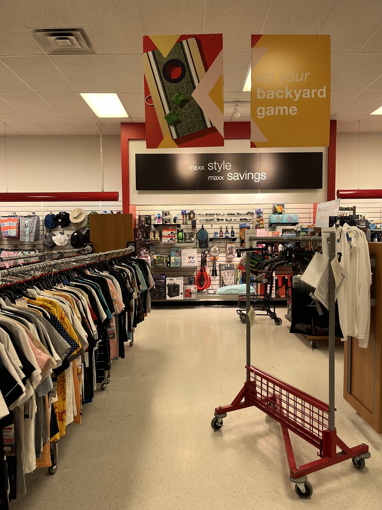 TJ Maxx, Kalispell MT | Nick Nasor | Flickr