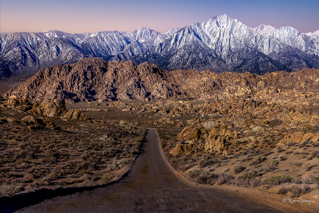 The Alabama Hills The Alabama Hills attracts tourists as a… Flickr